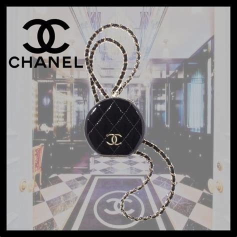 Chanel clutch with chain 2021